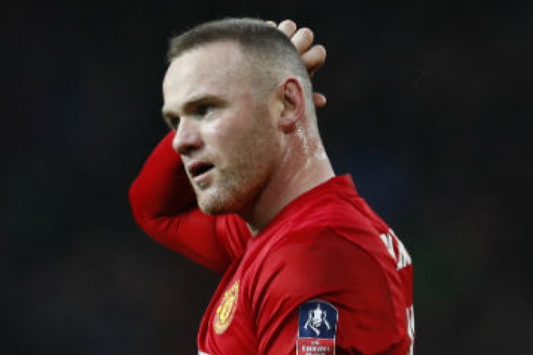 Nagy büntetést kapott az ittasan vezető Wayne Rooney