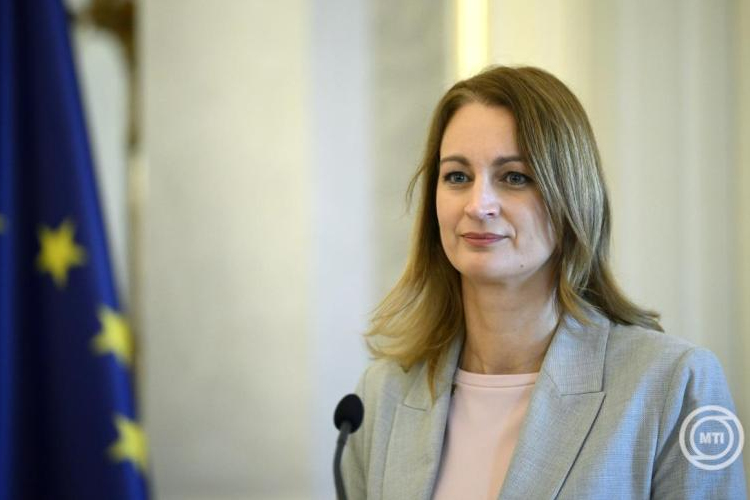 Energiatakarékosság - A Sándor-palotában egyeztettek politikai vezetők